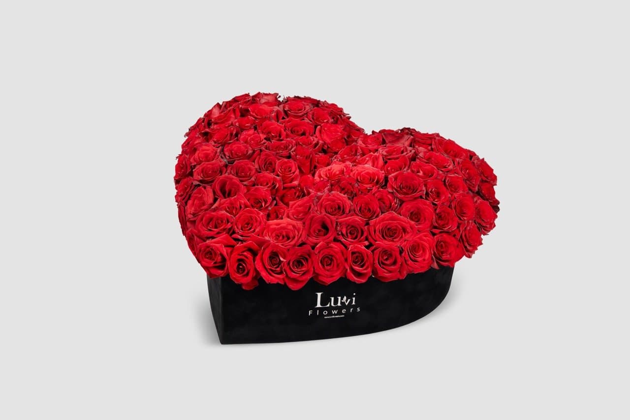 Medium Heart's Desire arrangement with red roses	
