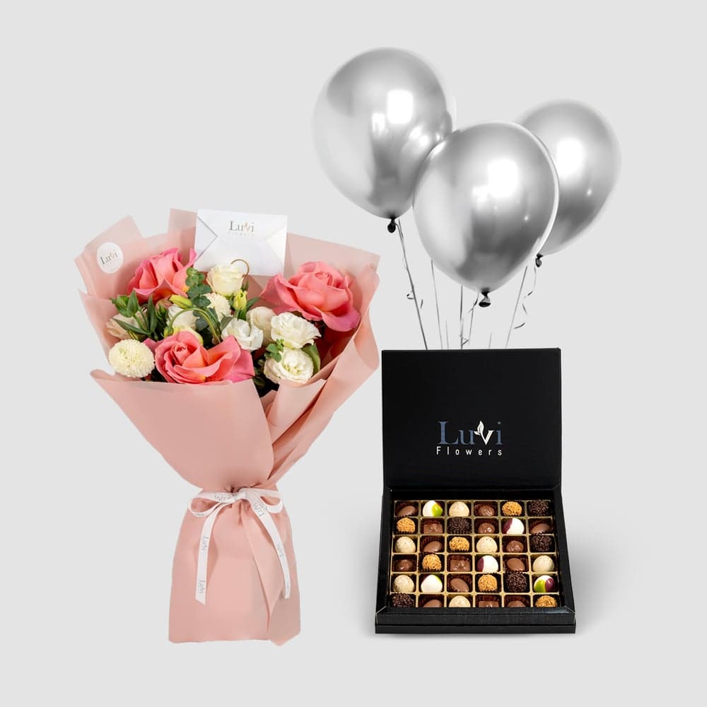 Sweet Bloom bouquet with small Chocolala chocolate (16 pcs) thumbnail